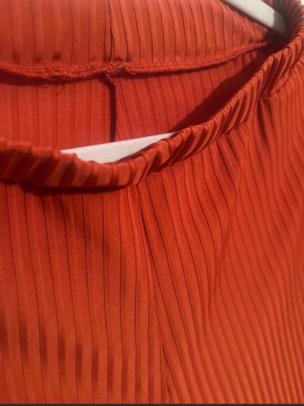 Ribbed Two-Piece Lounge Set - Rust - Picture 7 of 8